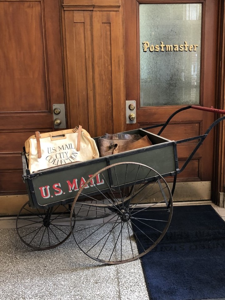 mail cart